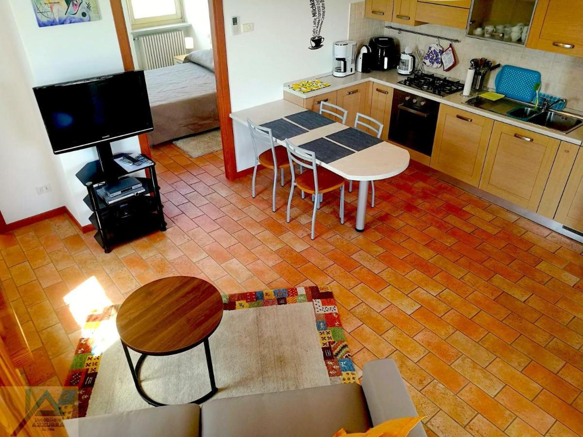 Casa Chiare - Immobiliare Azzurra Apartment Bardolino Bagian luar foto